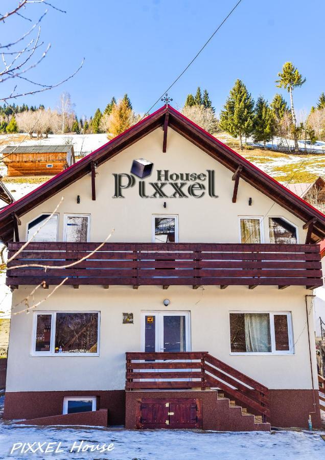 Готель Pixxel House Моєчу-де-Сус Екстер'єр фото